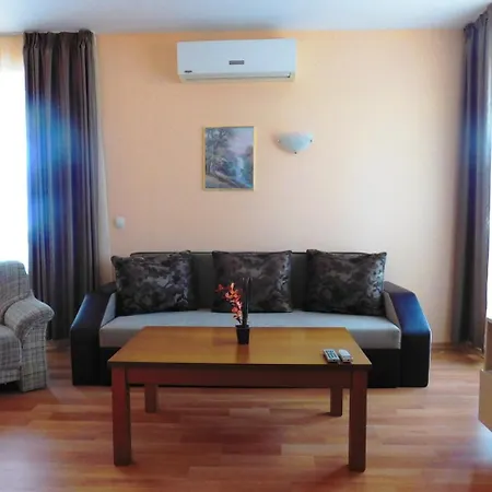 فندق Darius Hstl