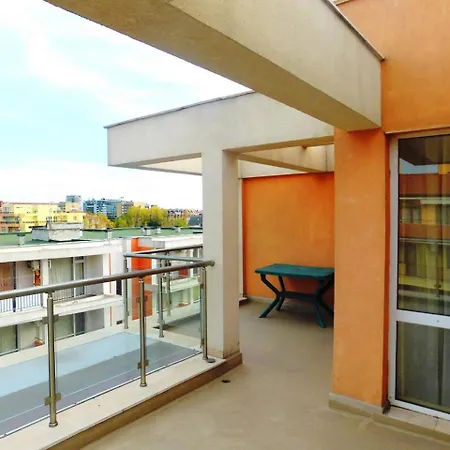 فندق Darius Hstl 3*