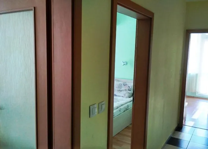 Darius Hstl Слънчев бряг