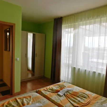 ホテル Darius Hstl