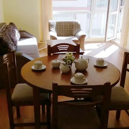 Darius Hstl 3* サニービーチ