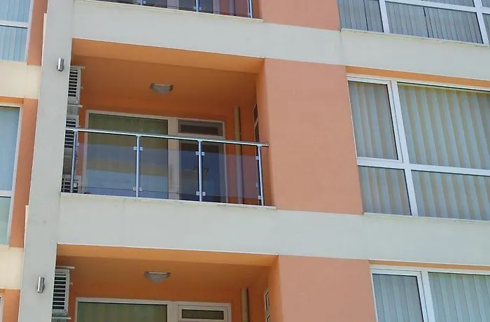 Darius Hstl Napospart